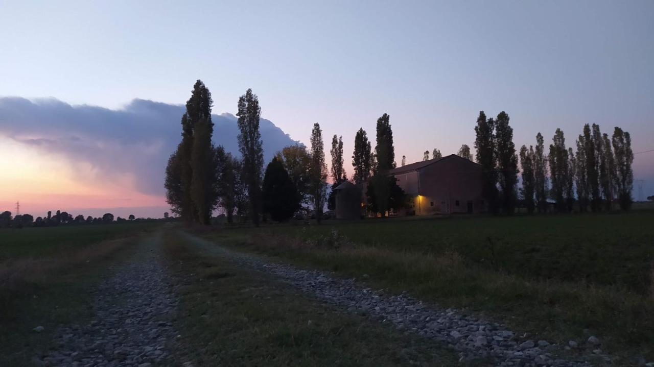 Le Stanze Di Matilde Bed and Breakfast Crevalcore Exteriör bild